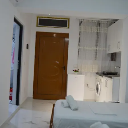 Keli Apartment *