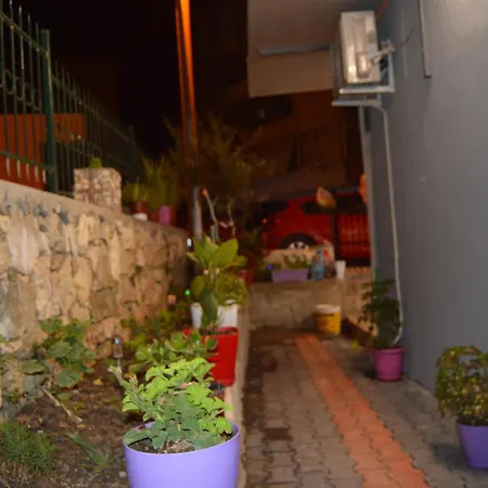 Keli * Sarande