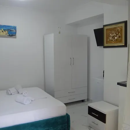 Keli Apartment