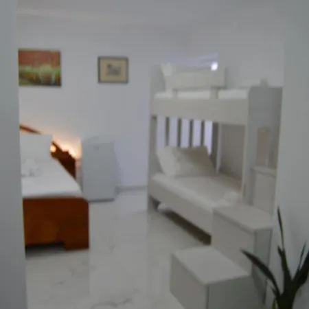 Apartment Keli *